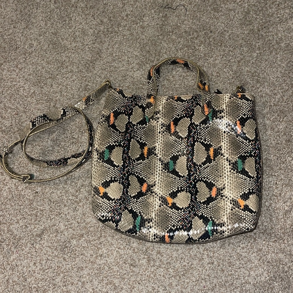 Madewell NWT❗️The Zip-Top Small Transport Crossbody: Snake Embossed - Picture 2 of 10